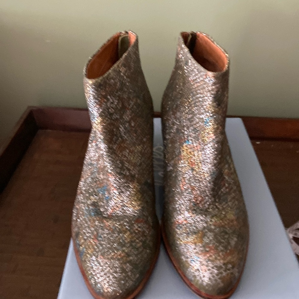 Seychelles Floodplain Exotic Green Multi